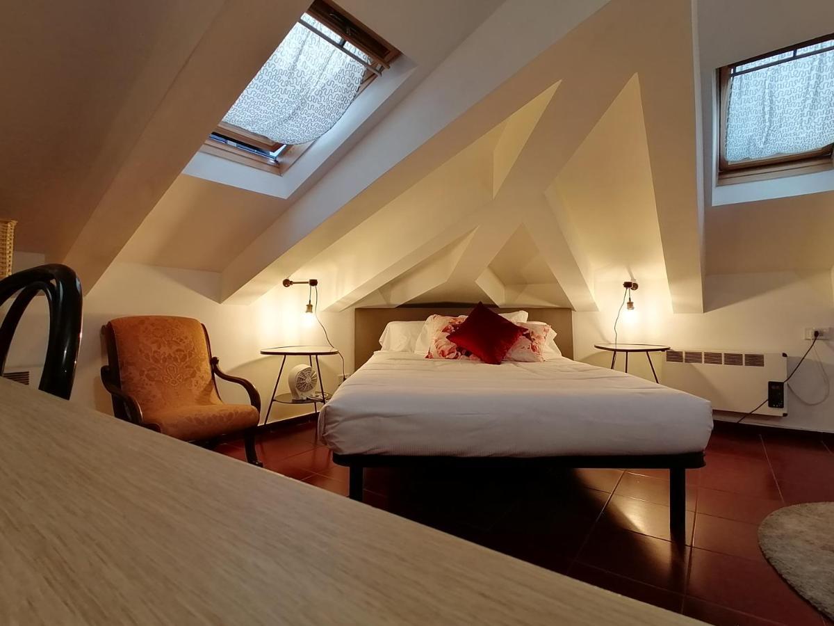 Апартаменти Mercanti Attic Version Мілан Екстер'єр фото