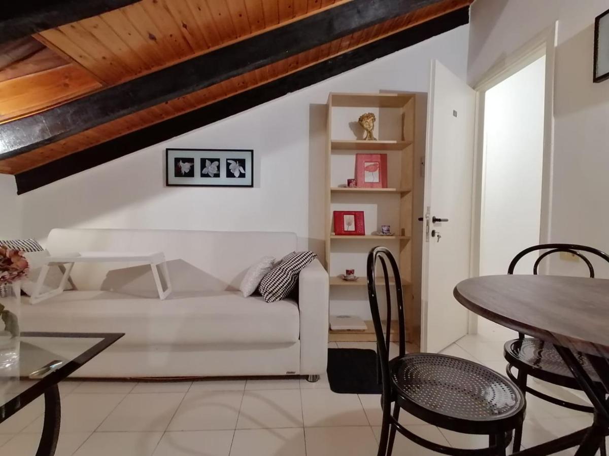 Апартаменти Mercanti Attic Version Мілан Екстер'єр фото