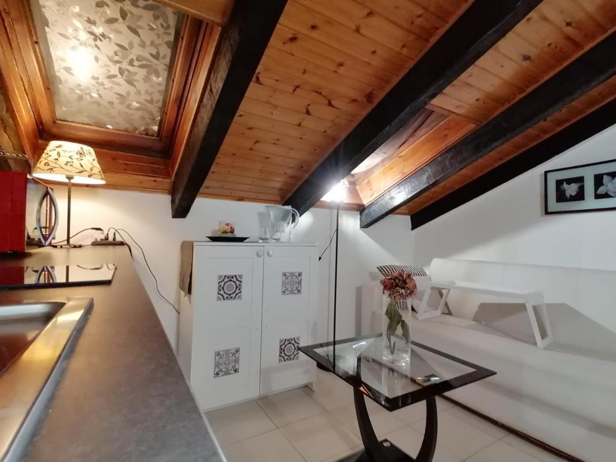 Апартаменти Mercanti Attic Version Мілан Екстер'єр фото